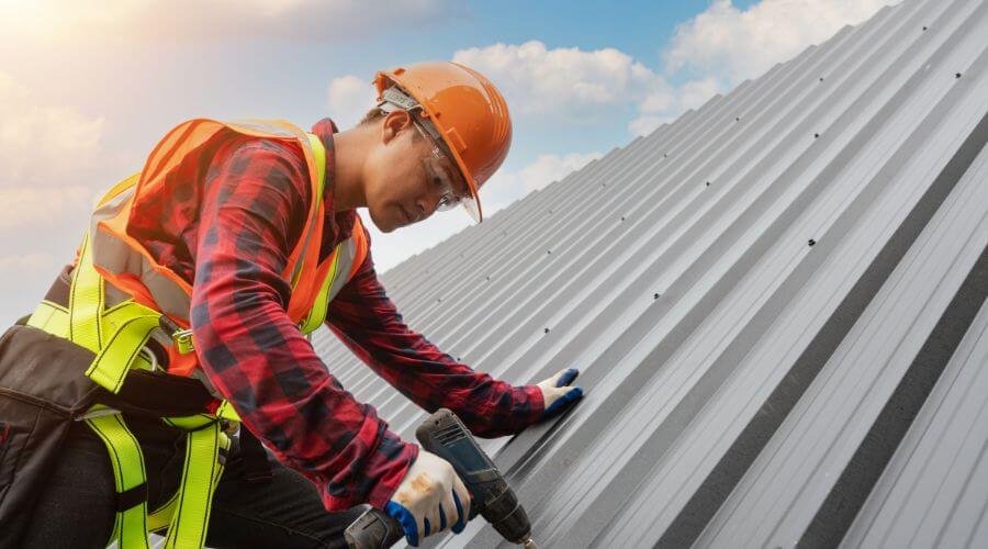 Professional Emergency Roof Repairs services in Quinby, VA
